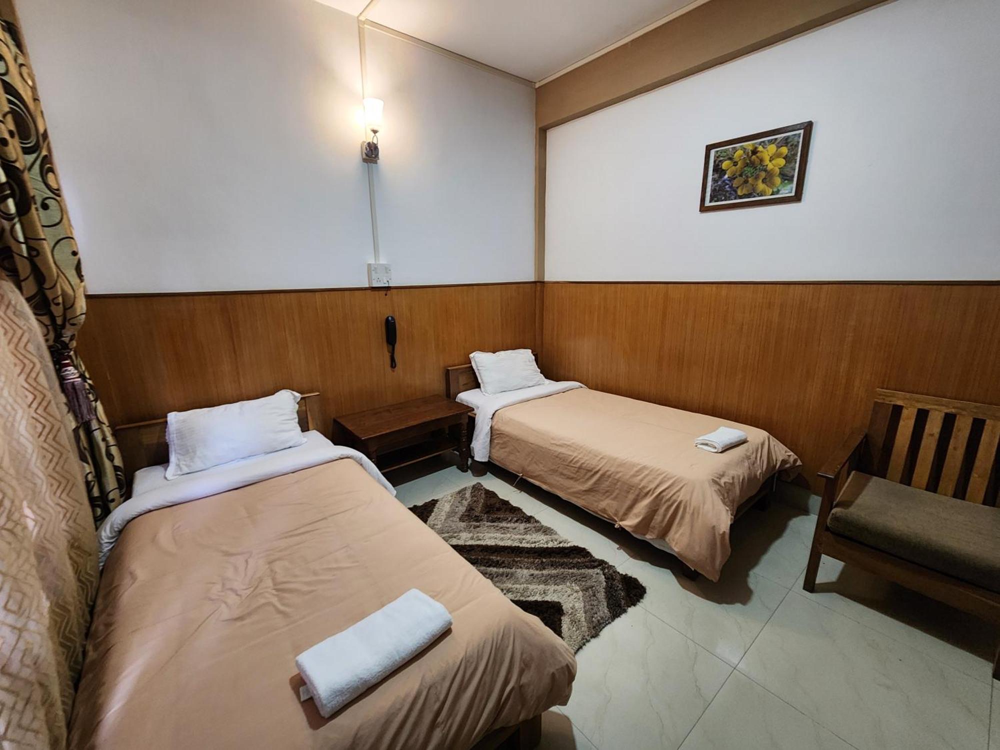 Hotel The Oak Tawang Εξωτερικό φωτογραφία
