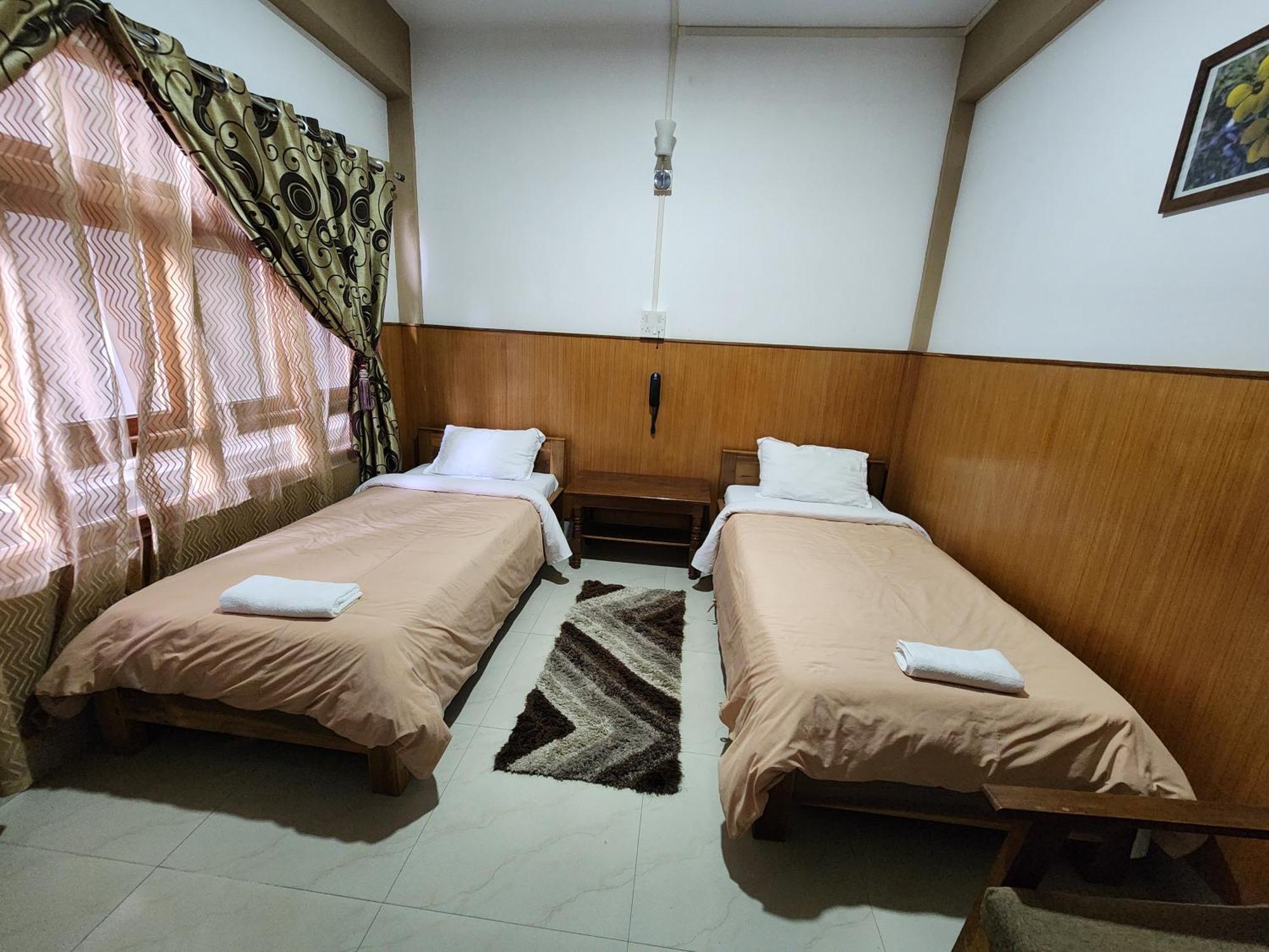Hotel The Oak Tawang Εξωτερικό φωτογραφία