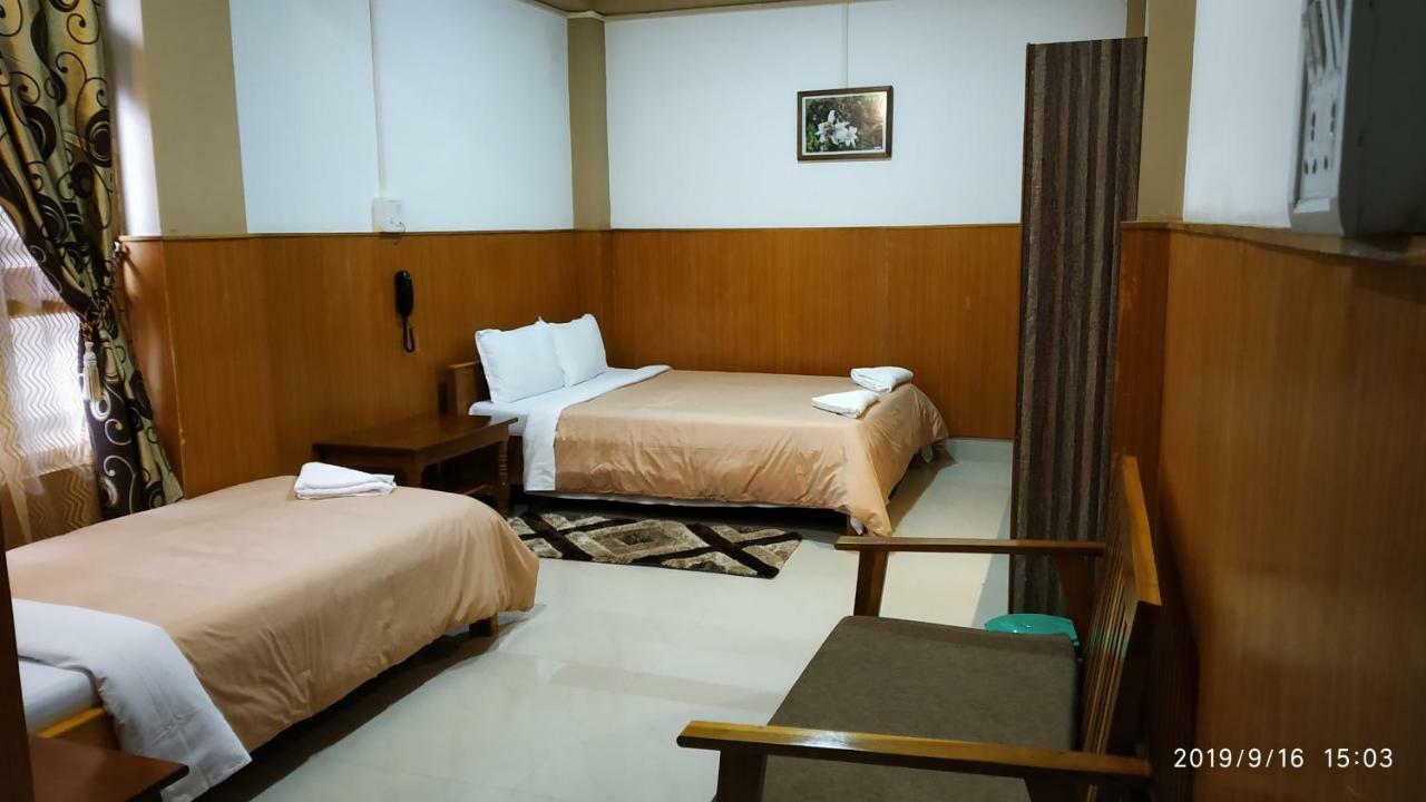 Hotel The Oak Tawang Εξωτερικό φωτογραφία